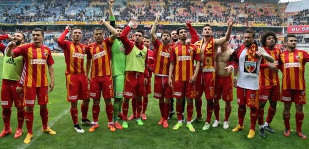 Kayserispor yeniden Süper Lig'de!