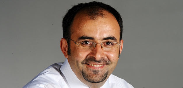 Köşe yazarlarından akıl almaz tweetler Köşe yazarlarından akıl almaz tweetler