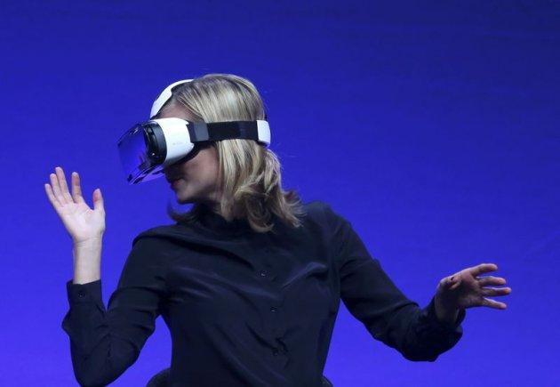 Samsung Gear VR sanal gerçeklik başlığı