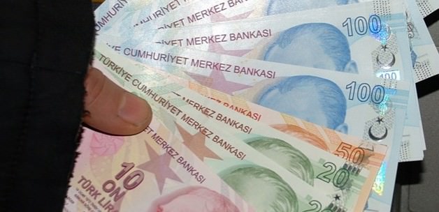 Türk lirasının yıldızı parlıyor