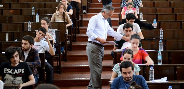 Öğrencilere aylık 2 bin TL burs