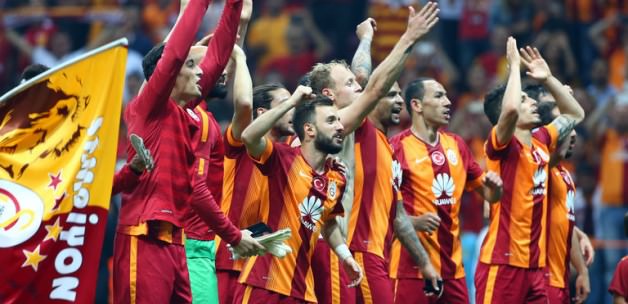 VE ŞAMPİYON GALATASARAY