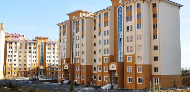 Apartman aidatını ödemeyen yandı