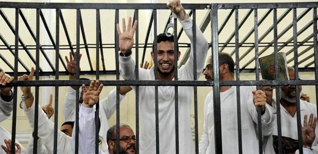 Saat 529'da Mısır'daki 529 idam kararına kınama