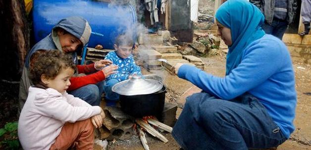 Suriye'de 49 kişi açlıktan öldü