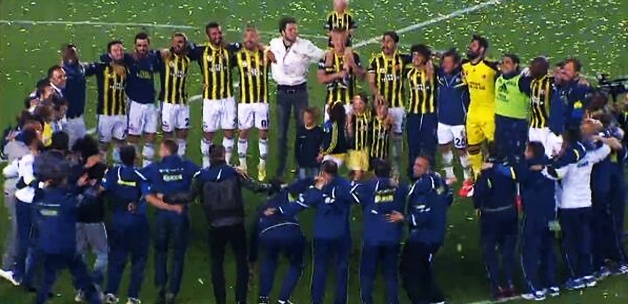 ve_sampiyon_fenerbahce13986219420_h1151843.jpg