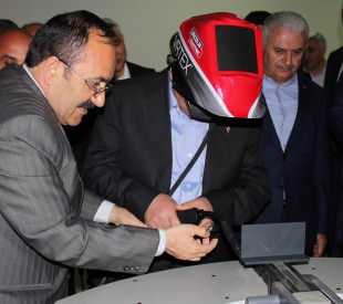 Bakanlar kaynak yaptı