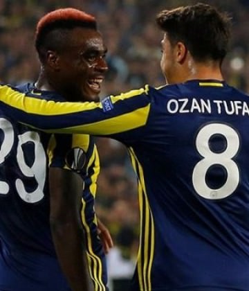 Emenike ve Ozan Tufan d&ouml;n&uuml;yor