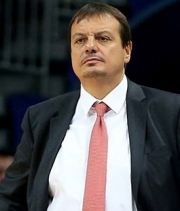 Ergin Ataman'dan rakiplere g&ouml;zdağı
