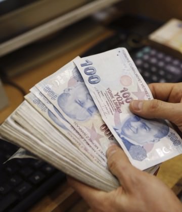 H&uuml;k&uuml;metin TL &ouml;nerisine iş adamlarından destek