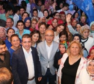 Erdemli Elvan'ı bağrına bastı