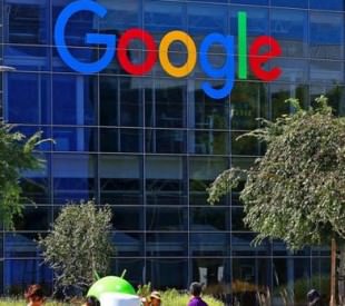 Google m&uuml;hendisi kamyonda yaşıyor