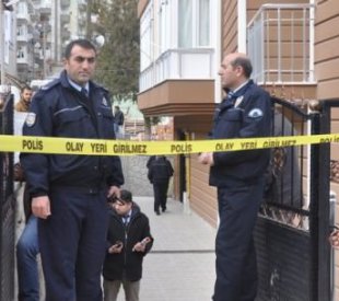 Hakkari'ye tayini &ccedil;ıkan polis kafasına sıktı