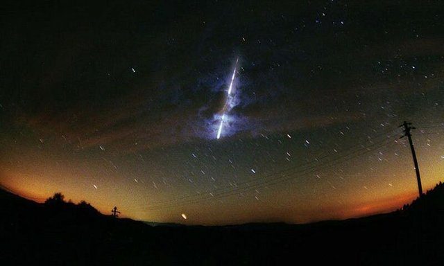 Son yılların en büyük meteoru dünyaya çarptı