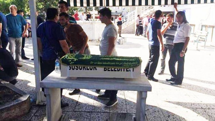 Küçük Eylül balkondan düşerek öldü