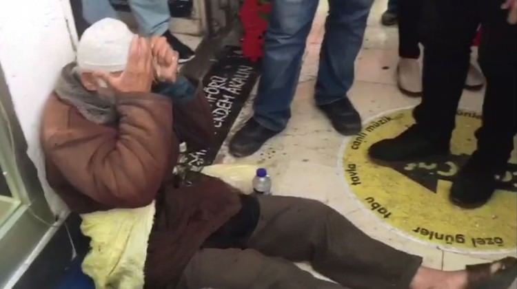 Ürünlerine el konulunca gözyaşlarına boğuldu!
