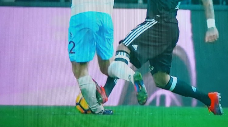 Beşiktaş-Trabzon maçında çok tartışılan hareket ile ilgili görsel sonucu