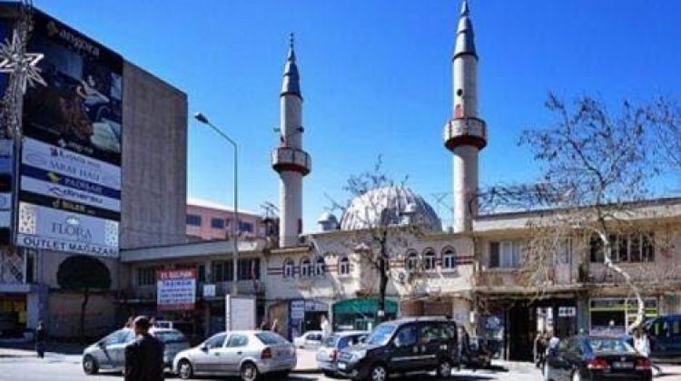 Gaziosmanpaşa Belediye Başkanlığı, basında yer alan 'Rezidans için cami yıkılıyor' ile ilgili görsel sonucu